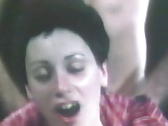 Bambola vergine capelli corti